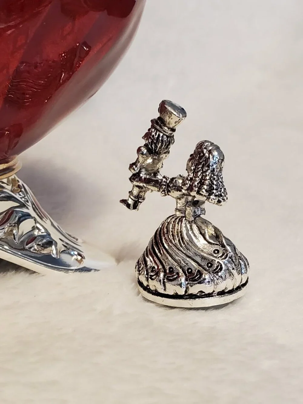 Wallace Silver Nutcracker Dancing Holiday Egg-Nutcracker Suite 5 3/4